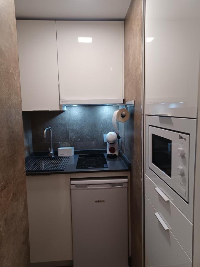 Apartamento Acogedor Junto A Calle Betis, Triana-Los Remedios Seville Exterior photo